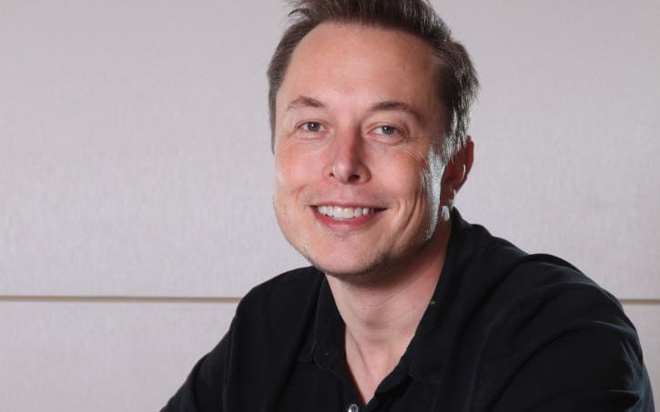 Elon-Musk-to-outfit-the-world-with-satellite-internet