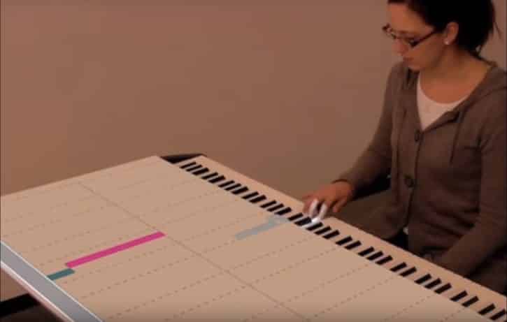 Piano Projector est un piano créé pour apprendre.