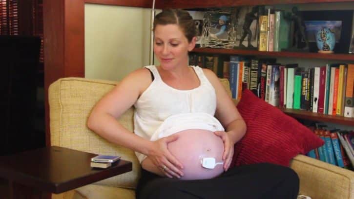 BloomLife suit et analyse les contractions de la mère