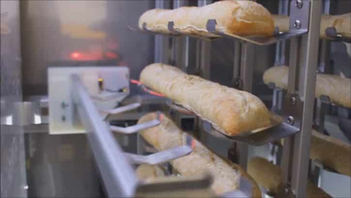 L'intérieur de la machine de Bread Xpress