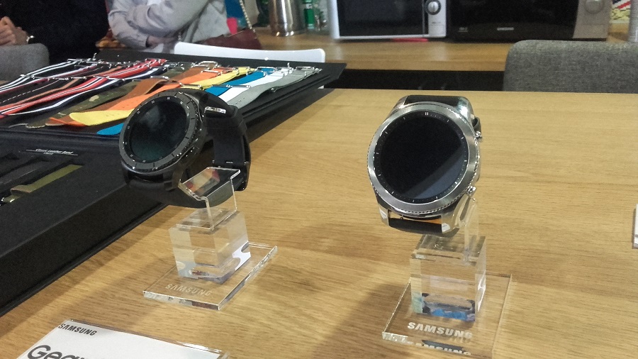 Samsung Gear S3 vs Gear S2 Frontier Classic