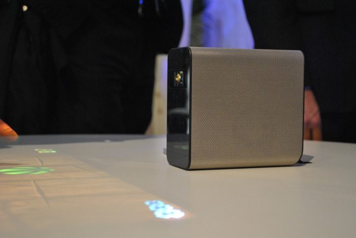 xperia touch mwc 2017 conférence sony