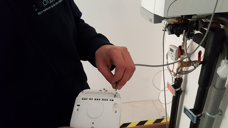 tuto guide d'installation thermostat nest connecté intelligent branchement relais électricité