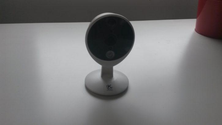 Test Kiwatch Intérieure Design et Ergonomie caméra
