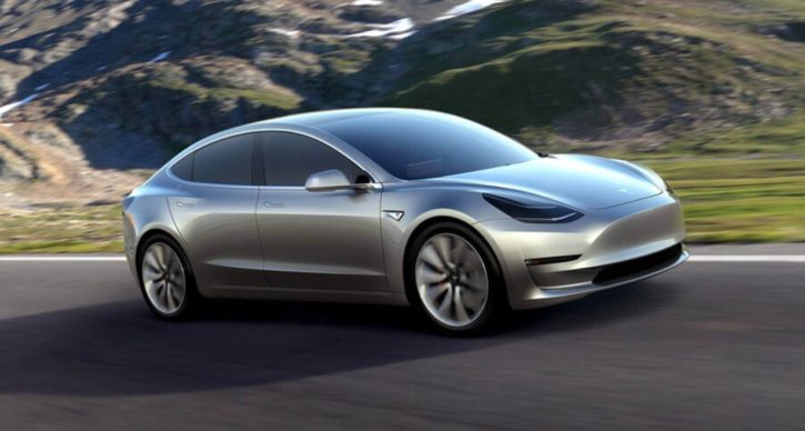 Tesla Model 3 voiture électrique berline Elon Musk