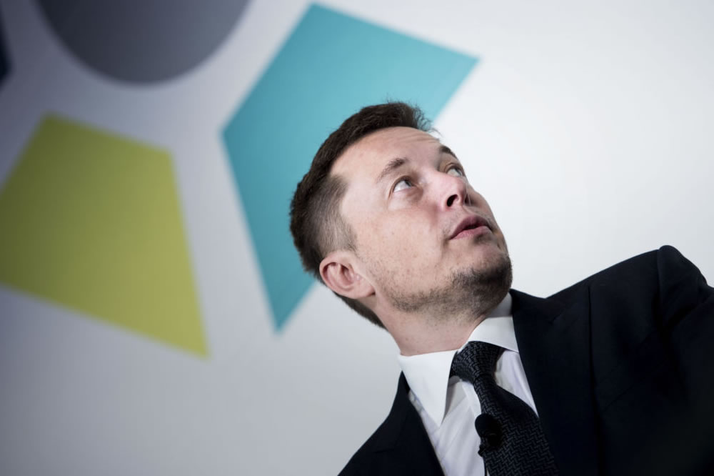 Elon Musk médias