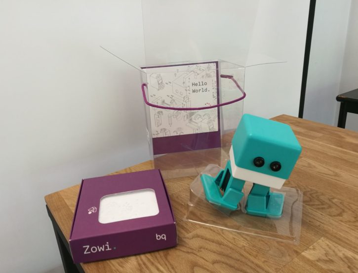 Unboxing du robot jouet Zowi
