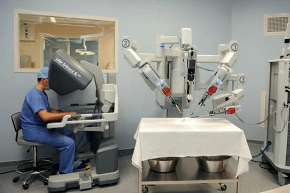 Robots chirurgiens