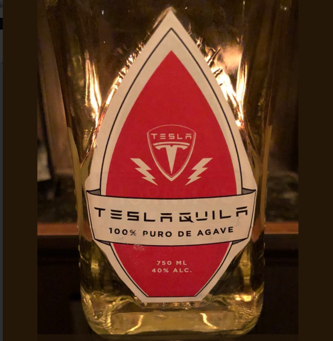 Elon Musk sort un nouveau prodiuit derivé de tesla la Teslaquila