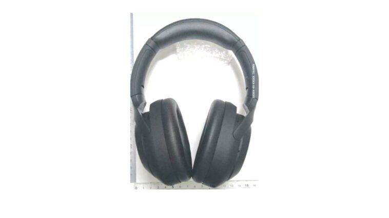 image technique du casque audio Sony WH-1000XM4 - vue de face