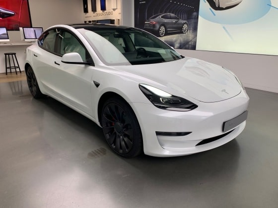 voiture électrique Tesla Model 3