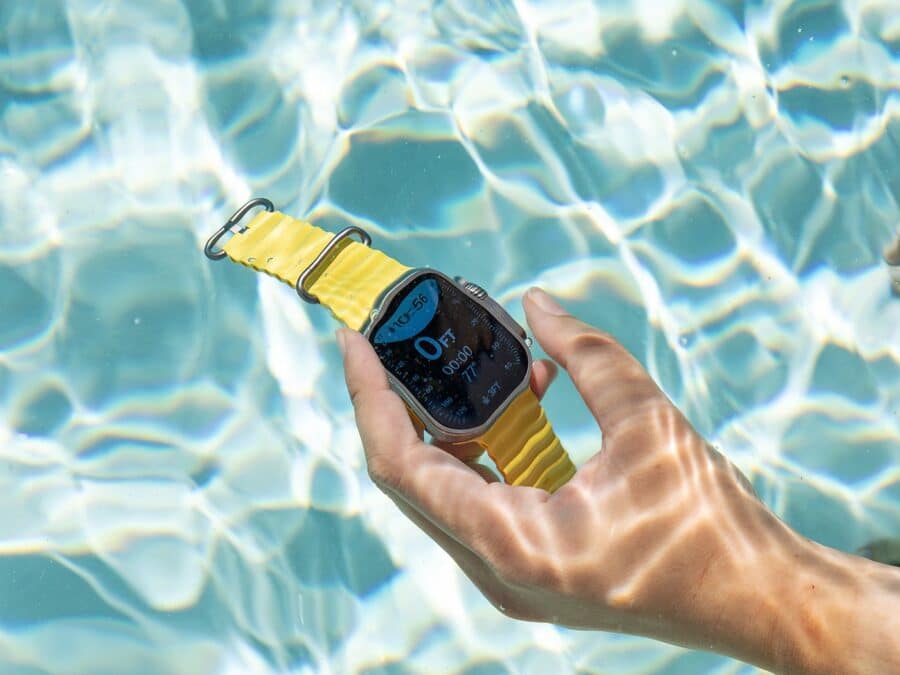 Choisir une montre étanche pour la piscine