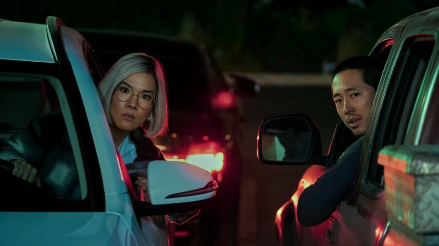 Ali Wong et Steven Yeun sont les têtes d'affiche de la nouvelle série Netflix Acharnés jusqu'à sa fin