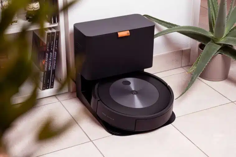 Roomba J7+ Aspirateur robot iRobot