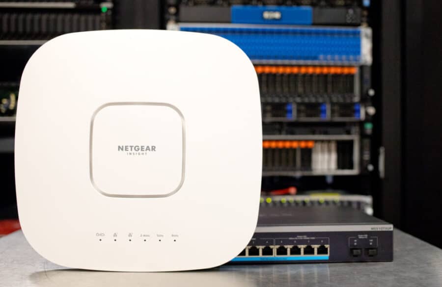 Boostez votre réseau avec le Point d'accès WiFi 6E NETGEAR WAX630E