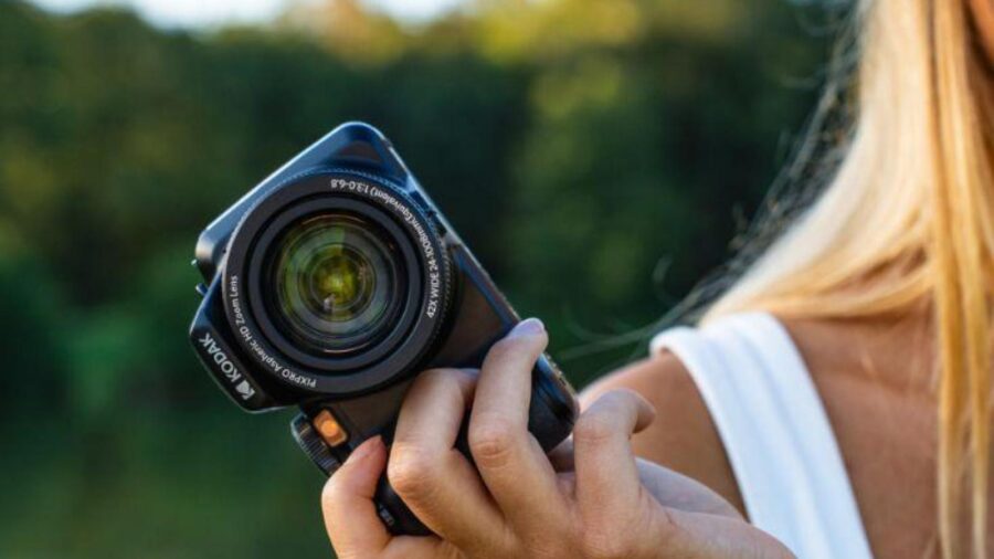 Kodak Pixpro Astro Zoom AZ425 : le modèle idéal pour les amateurs à la recherche d'un excellent zoom à petit prix