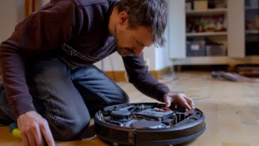 Comment démonter un aspirateur robot : guide pratique
