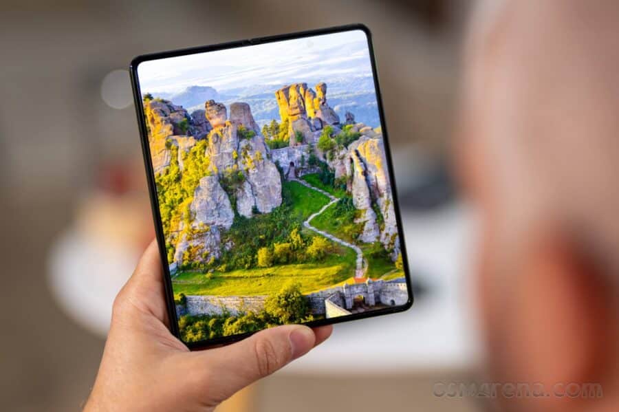 Samsung Galaxy Z Fold 4