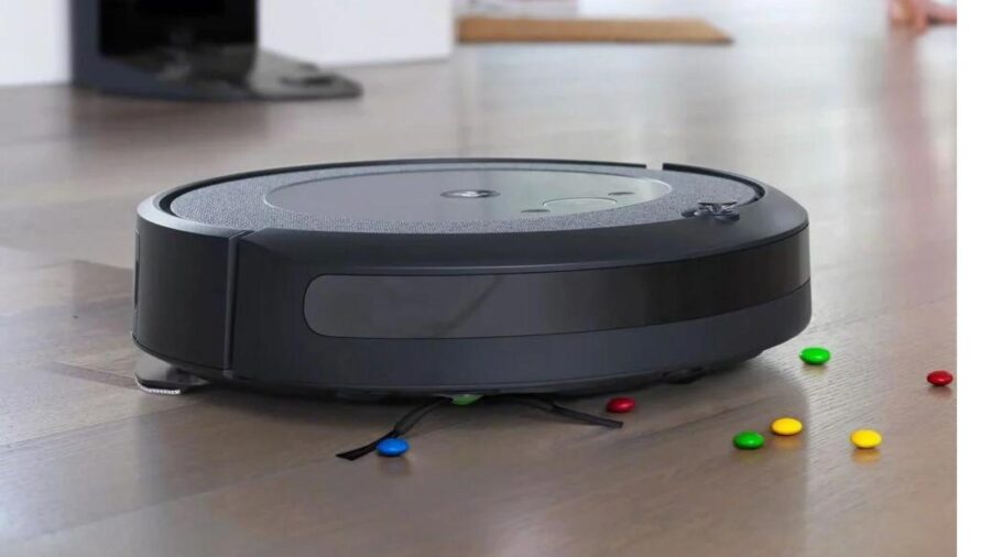 Quels sont les avantages d'utliser le iRobot Roomba 697?