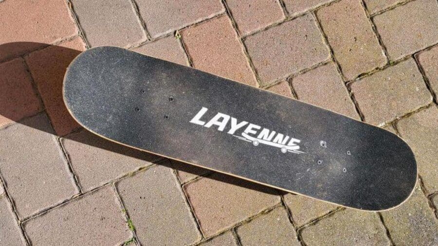 Layenne : le choix malin pour un skateboard électrique pas cher