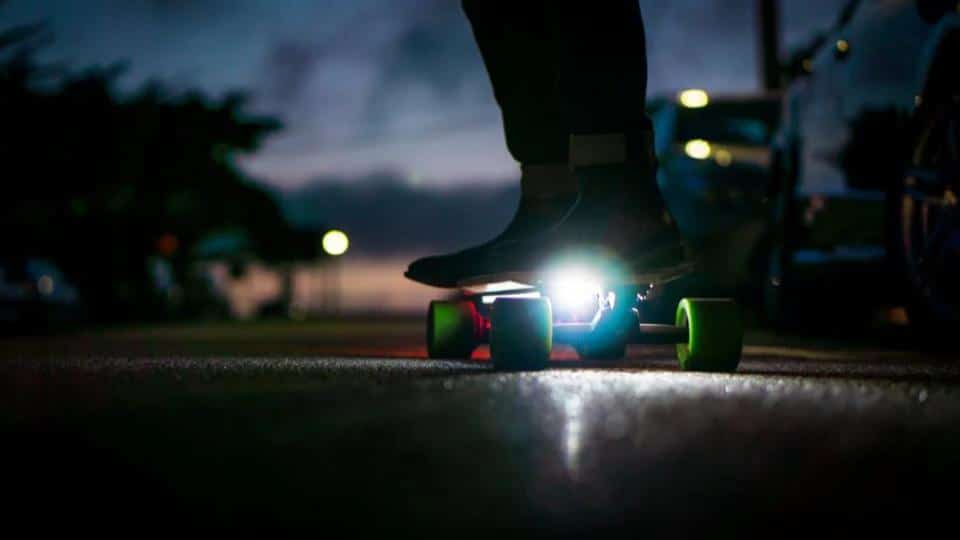 Skateboard électrique enfant