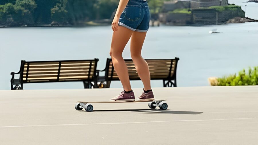 Osprey Twin Tip Longboard : le skateboard électrique adulte pour les longues distances