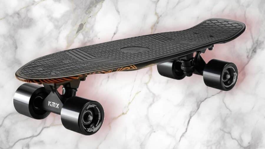 Arrow Board : technologie avancée dans un skateboard électrique adulte
