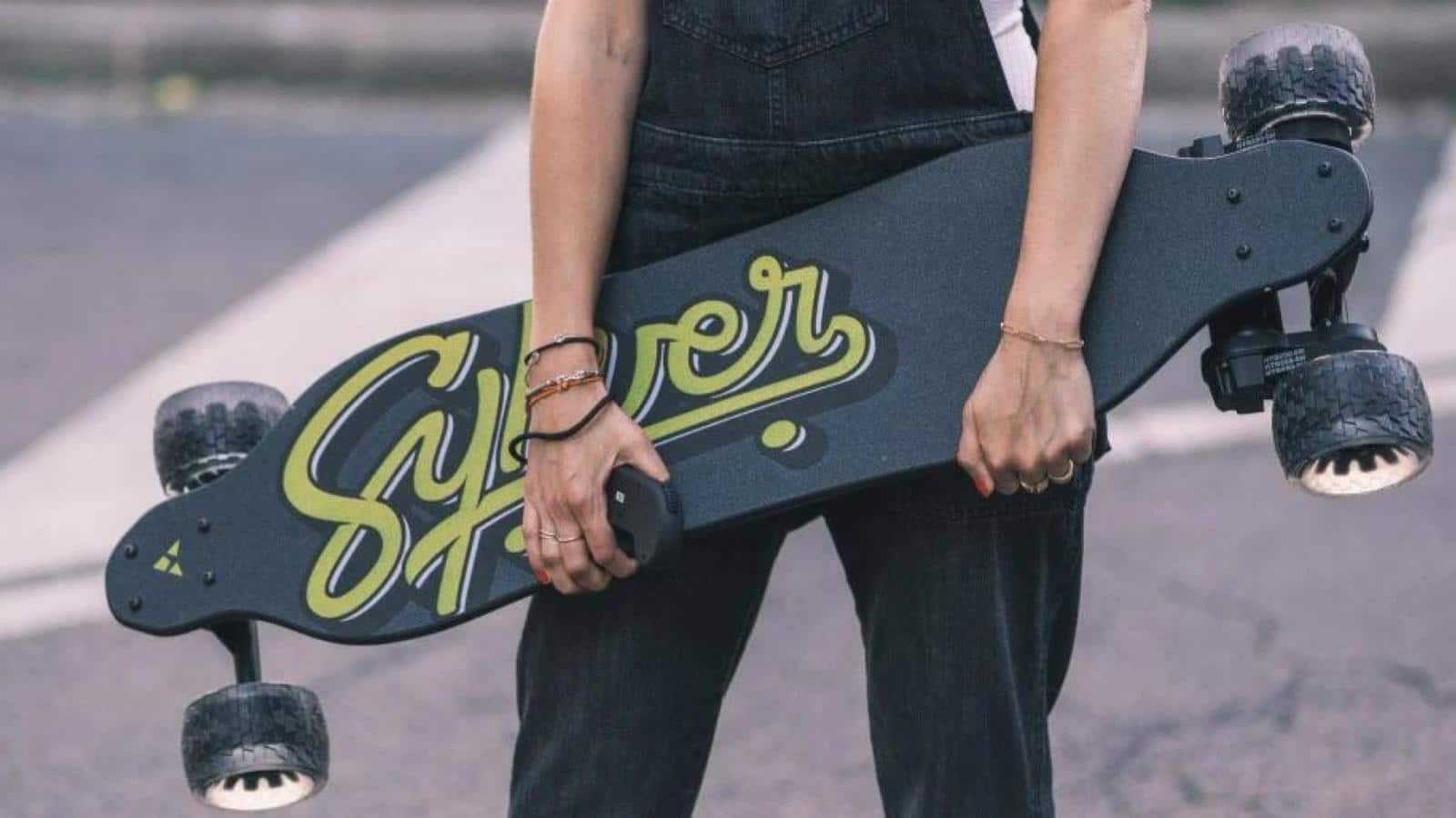 Comment trouver le meilleur skateboard électrique pas cher?