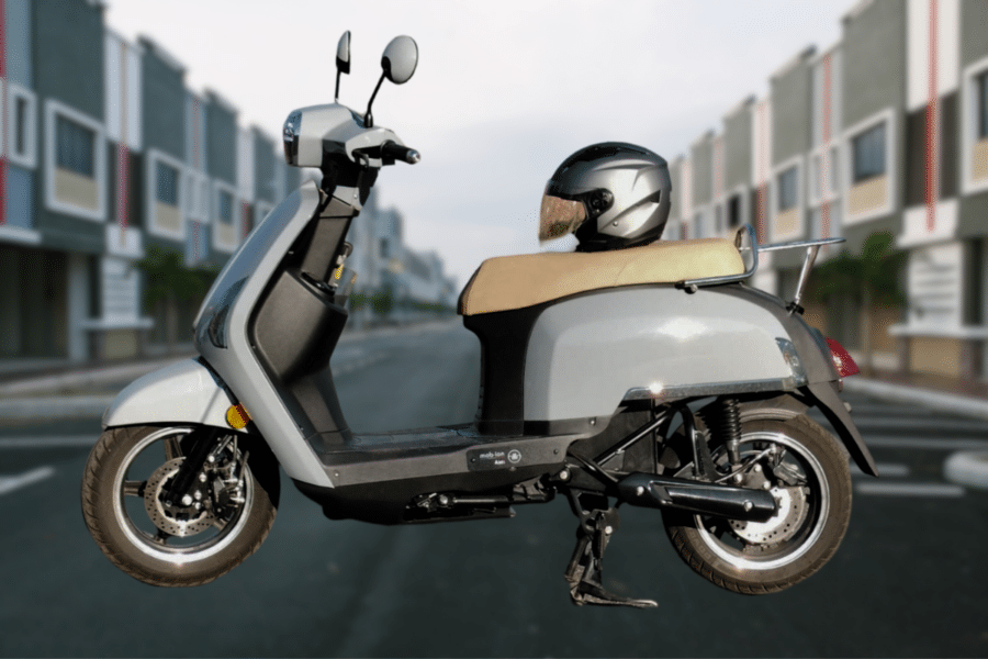 Le premier scooter électrique qui combat l'obsolescence programmée