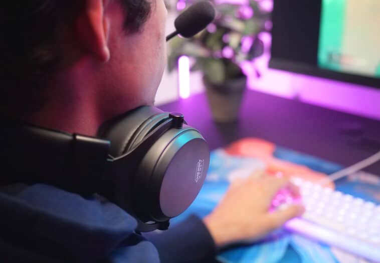 Le casque CHERRY XTRFY H3 Wireless