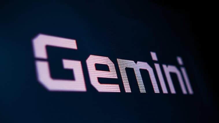 écran sur lequel il est écrit Gemini