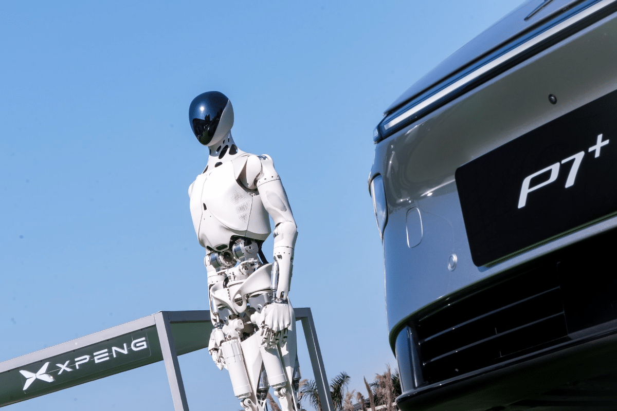 Cette entreprise franchit un cap : Iron le robot constructeur de voitures électriques