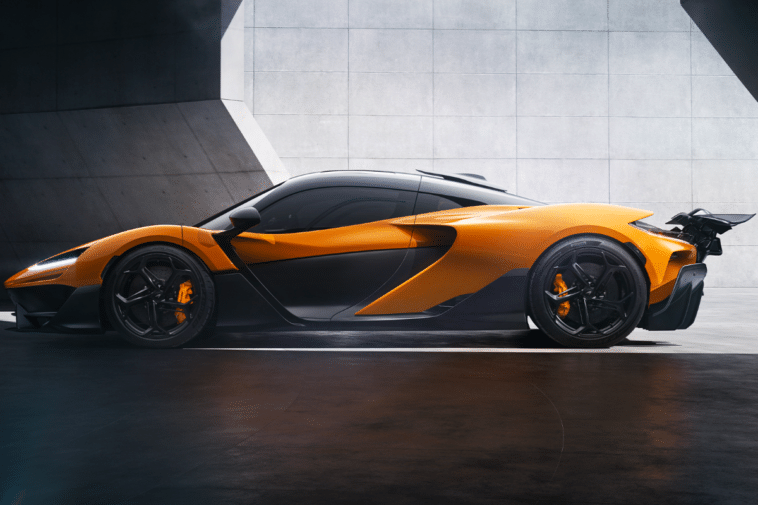 La nouvelle McLaren hybride surpasse les anciennes hypercars