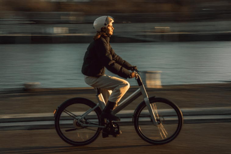 Découvrez l’Anod Hybrid, le vélo hybride qui allie supercondensateurs et pédales