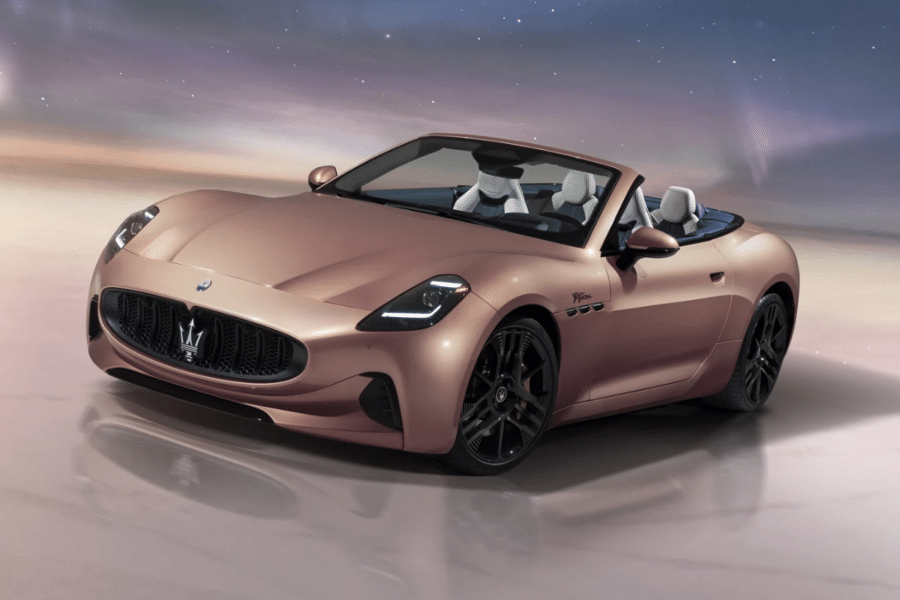 Découvrons les 11 voitures électriques convertibles sorties ces 20 dernières années