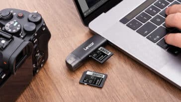 Nouvelles cartes SD en acier de Lexar