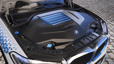 BMW lève le voile sur son moteur zéro émission !