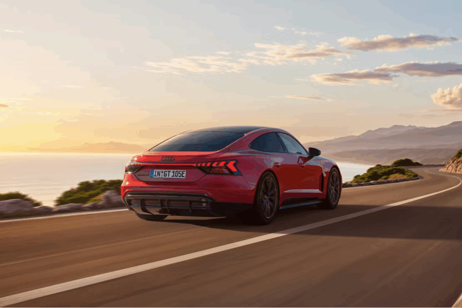 L'e-tron GT, la nouvelle lance technologique d'Audi face à ces concurrents