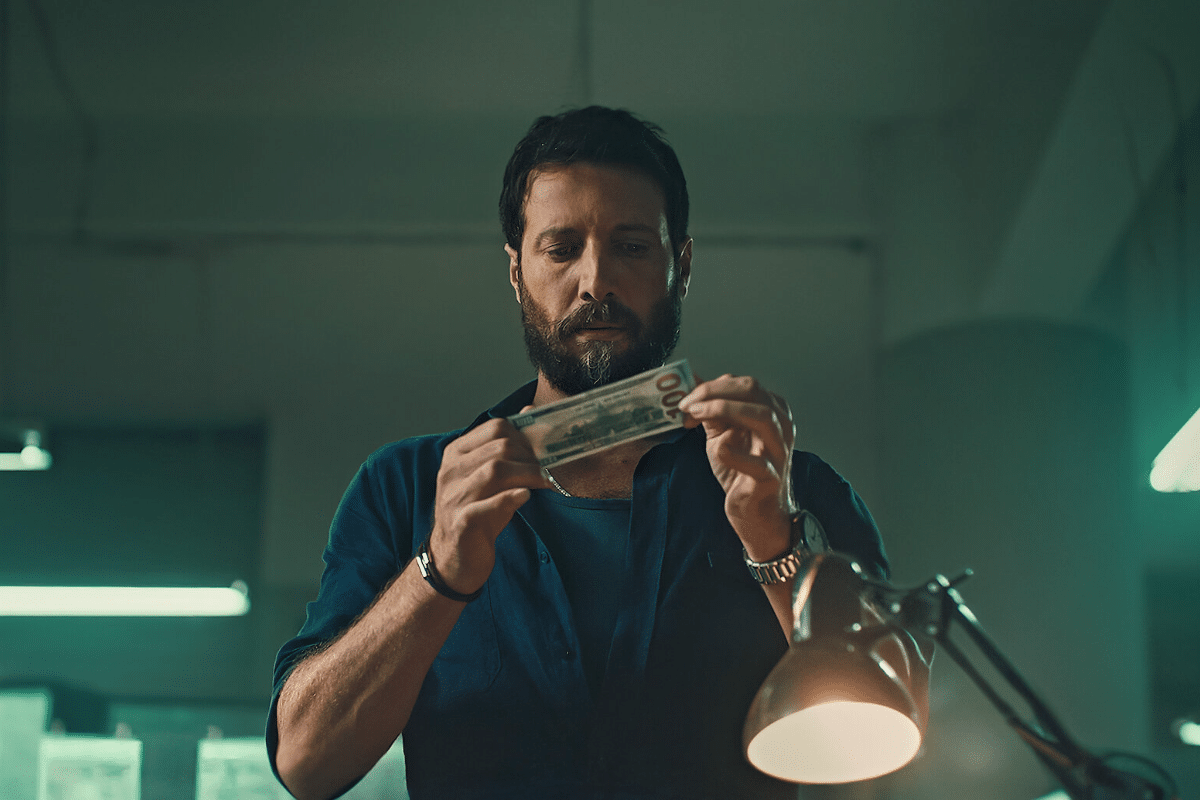 "Franklin" la série de faussaire sur Netflix , Adam a-t-il survécu ou non à la fin ?