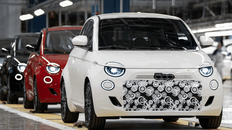 La nouvelle Fiat 500 hybride se dote d'une boite de vitesse manuelle très pratique