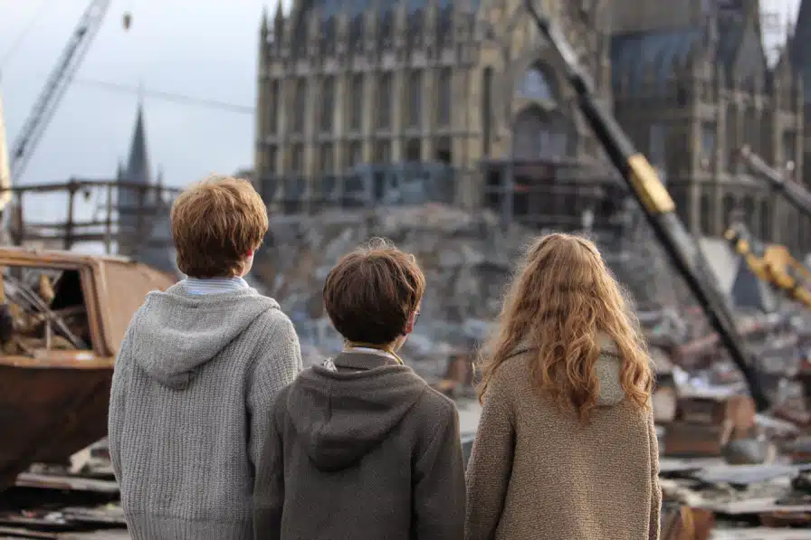 HBO dépense 1 milliard de dollars pour construire une ville pour la nouvelle série Harry Potter !