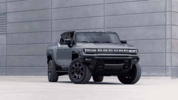 La Hummer EV a un système de direction similaire à celui des crabes pour mieux se parker !