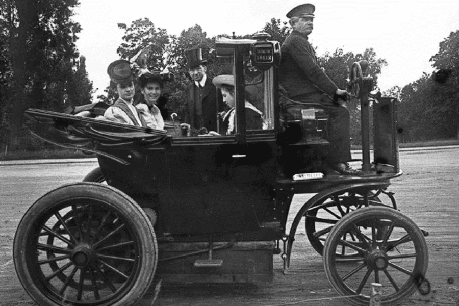 Les véhicules électriques d'aujourd'hui pourraient-ils disparaître comme il y a cent ans ?