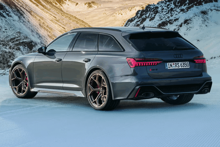 La nouvelle Audi RS6 de 2026 aura peut-être une version thermique et une version e-tron