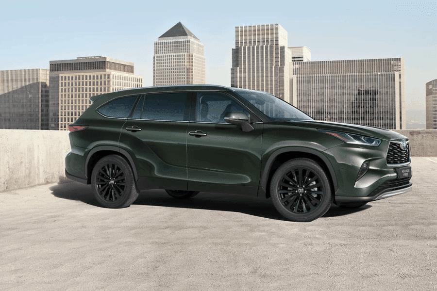 Toyota Highlander 2026 : ce nouveau SUV Hybride ressemble à une Prius géante