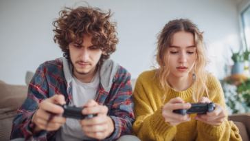 Fini les écrans tactiles ! Voici les manettes qui améliorent le gaming mobile