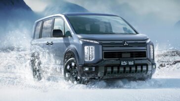 Mitsubishi Delica D_5