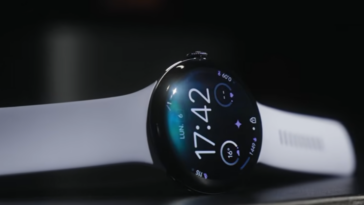 Google Pixel Watch 4 - design simple