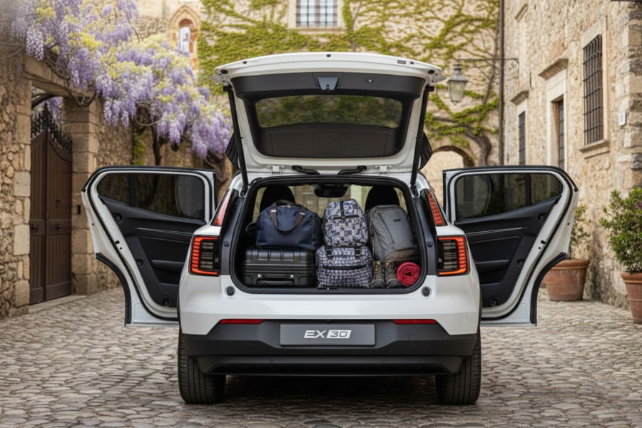 Le Volvo EX30 devient le mini EV électrique ultime : découvrez les nouvelles images