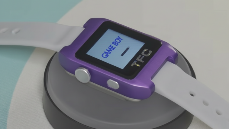 Une montre Game Boy Color qui fait tourner les jeux sans émulation : incroyable et vrai !